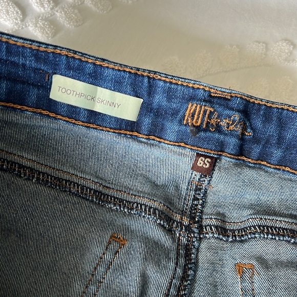 Kut from the Kloth Skinny Jeans - Picture 3 of 3